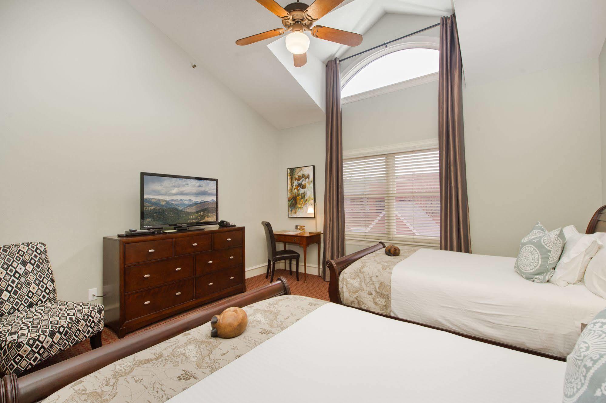 The Bradley Boulder Inn 외부 사진
